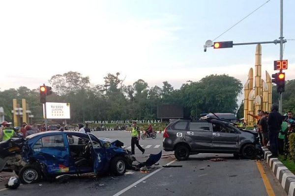 Kumpulan Fakta Hasil Olah TKP Kecelakaan Maut Tabrakan Beruntun Bundaran Unta di Pontianak